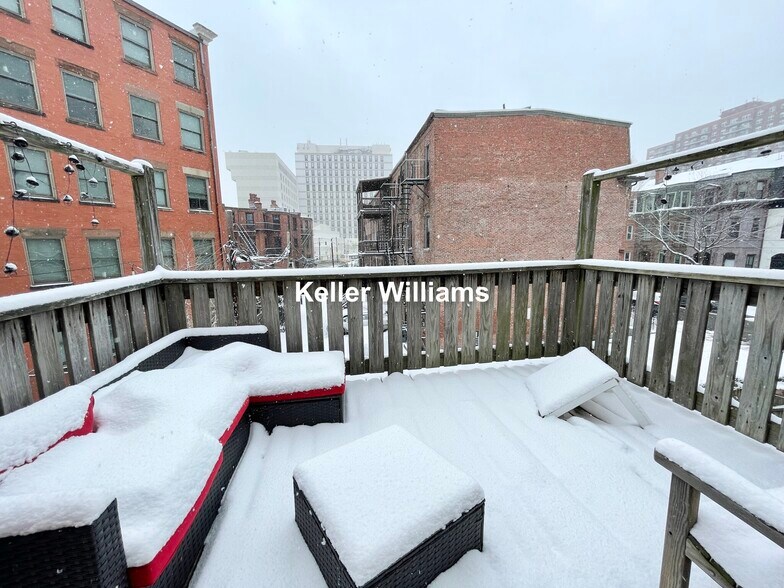 Building Photo - 1625 Tremont St