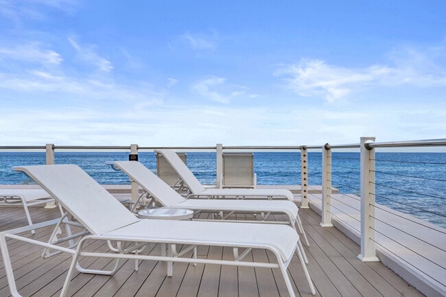 Building Photo - 3590 S Ocean Blvd