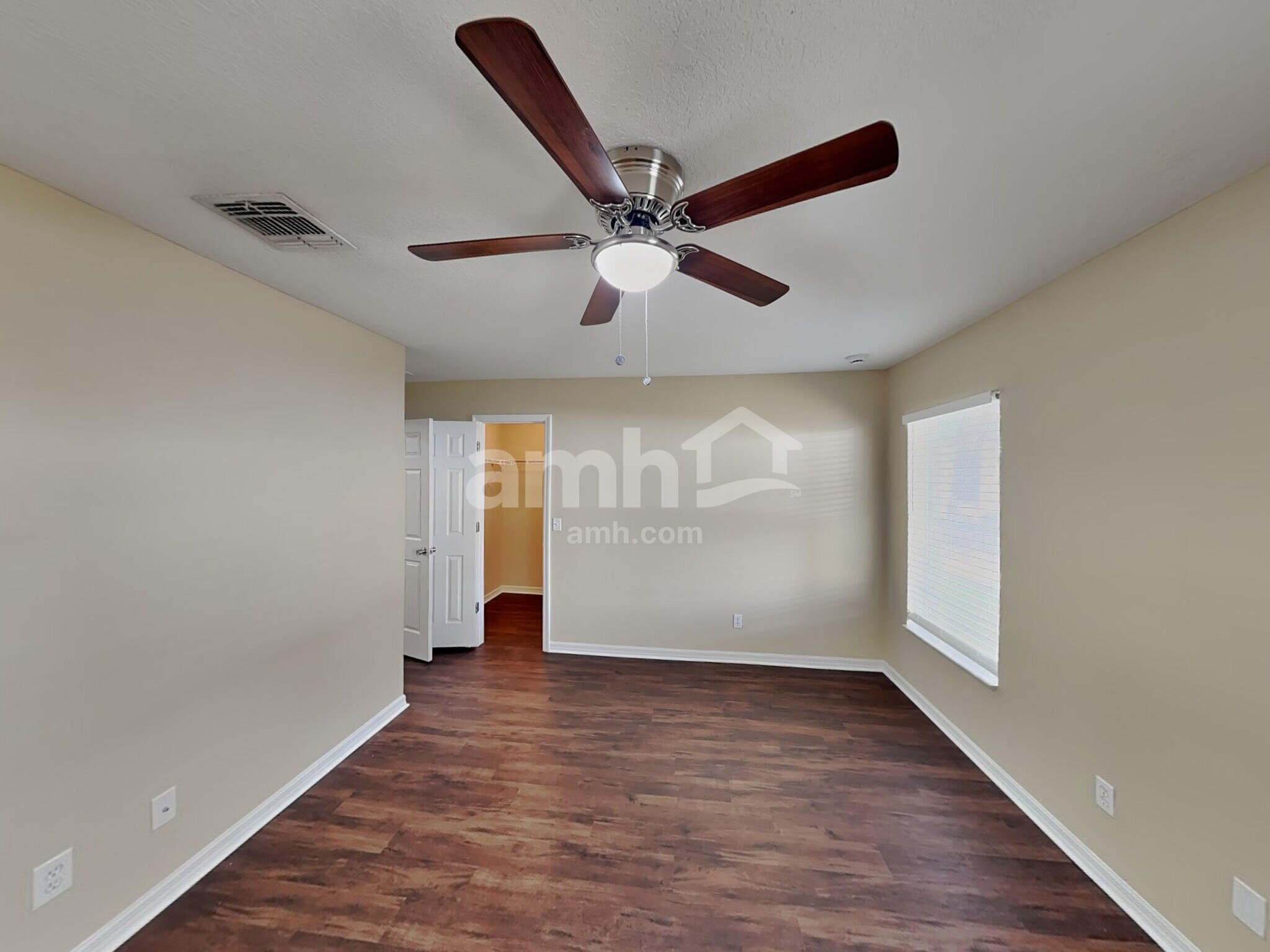 Building Photo - 2340 Norwood Pl