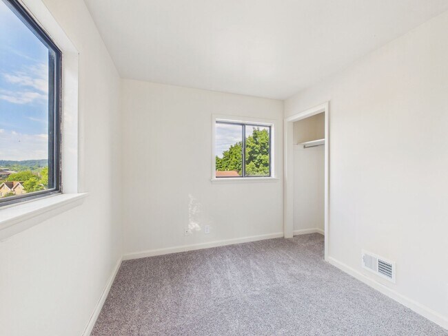 Building Photo - 3 Bedroom Home in Steelton