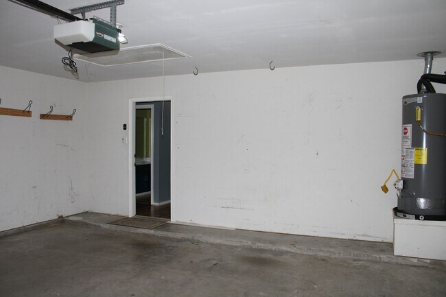 Building Photo - COMING SOON! ACCEPTING APPLICATIONS!