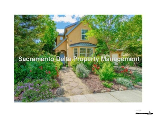 Primary Photo - Gorgeous 4bed/3bath 2 story Home in Davis