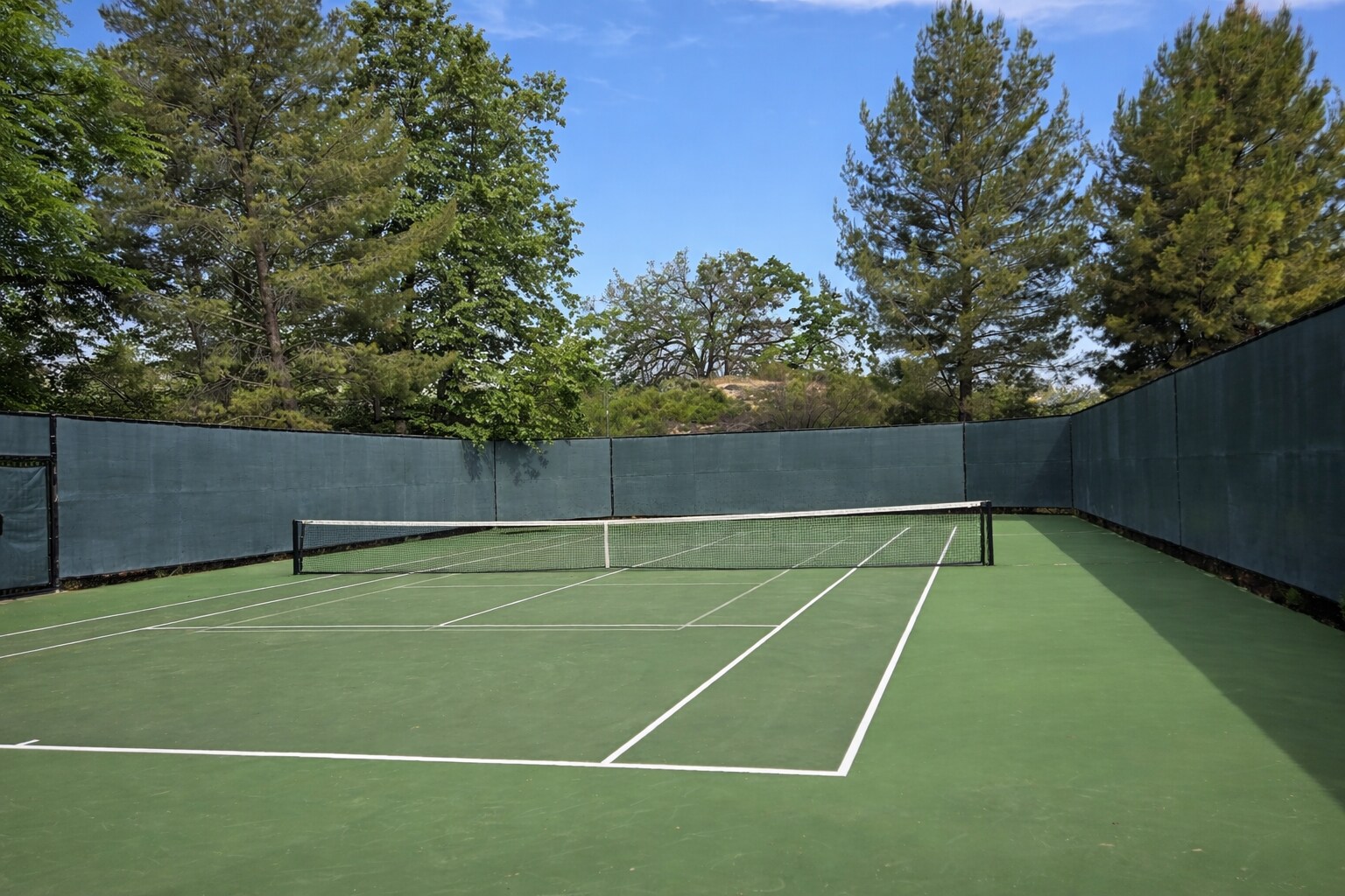 Building Photo - 27014 Carmelita Dr