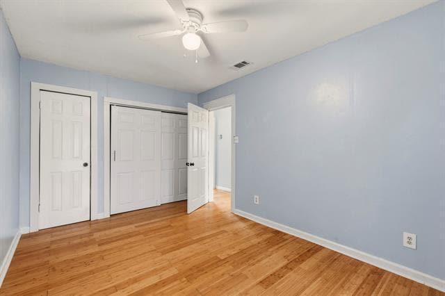 Building Photo - 8910 San Leandro Dr