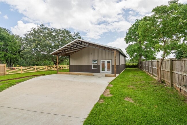 Building Photo - 10182 Co Rd 24
