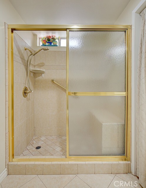 Building Photo - 5510 Paseo Del Lago W