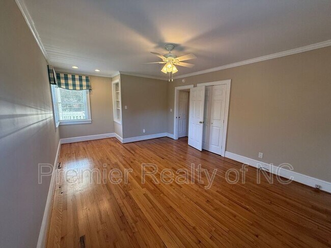 Building Photo - 292 Feezor Rd