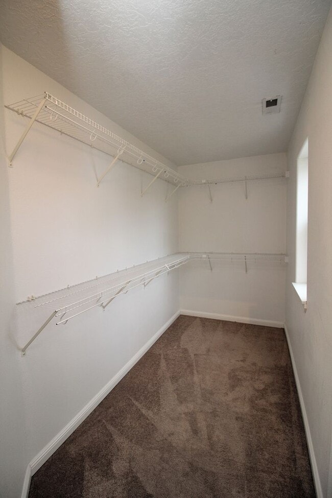 Building Photo - 7123 SE Brooklyn St