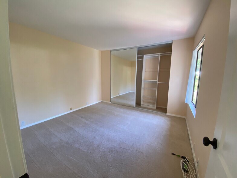 Master Bedroom - 9546 Easter Way