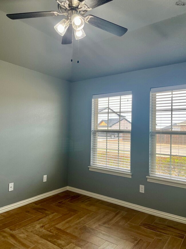 Building Photo - 5021 Olivia Ln