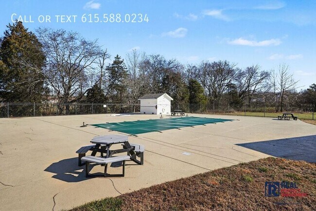 Building Photo - 1505 Chapman Ln