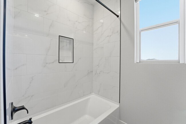 Building Photo - Brand-New 2025 Contemporary Condo | 2 Bed + 2 Bath | Prime North Phoenix Location