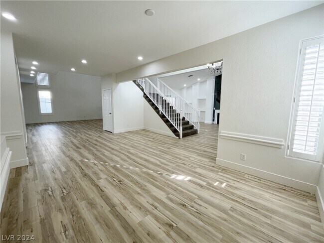 Building Photo - 7732 Crenshaw Way