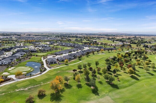 Building Photo - Brand new home stunning Valor Estates in Kuna