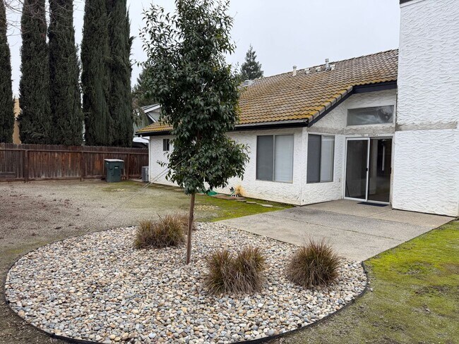 Building Photo - Pinedale