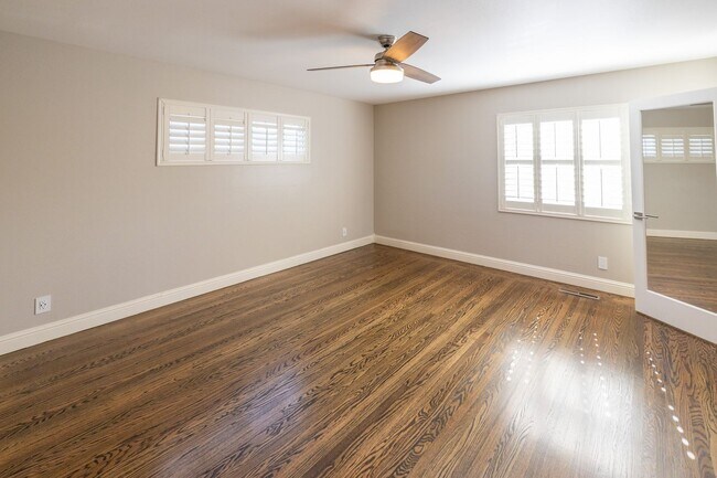 Building Photo - Amazing 4 bedroom home in one of Castro Valley's most desirable neighborhoods.  Owned solar!