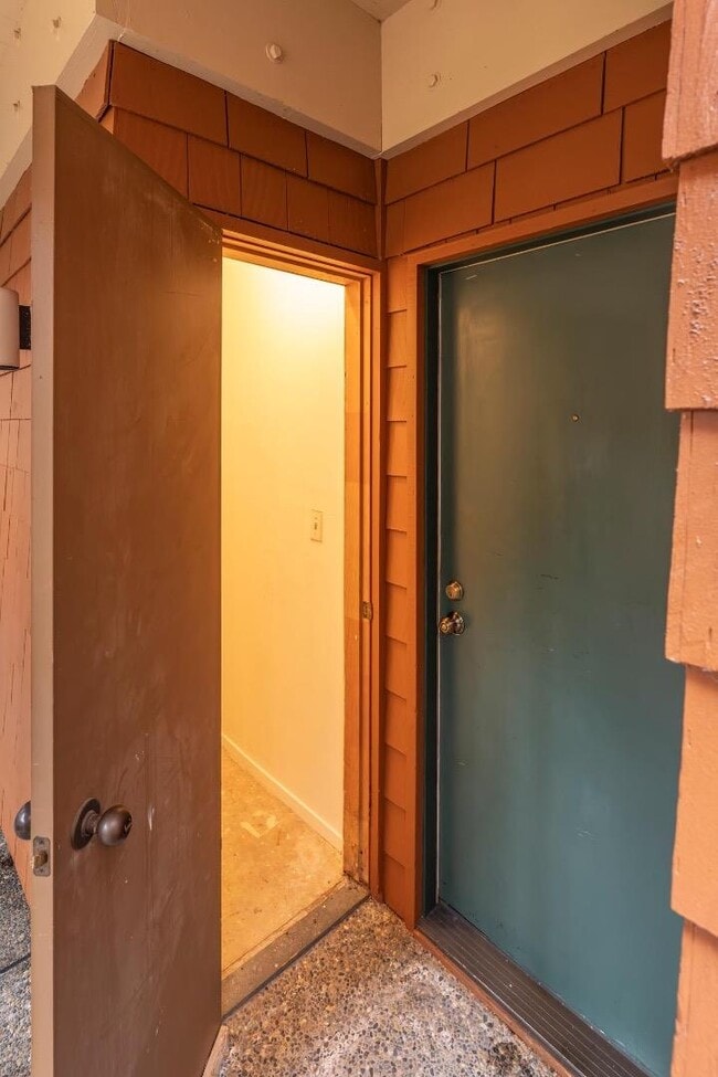 Building Photo - 4250 El Camino Real