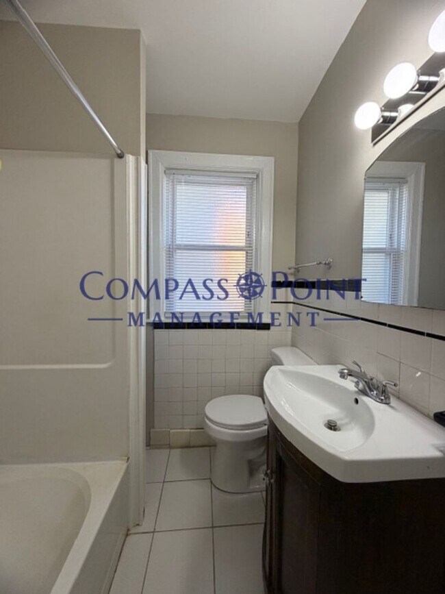 Building Photo - Welcome To Your New Home! FIRST MONTH'S RENT FREE!!