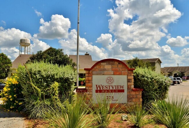 Building Photo - Westview Ranch