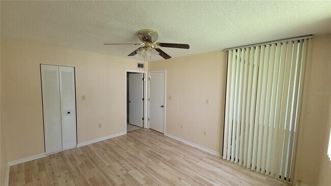 Building Photo - 2424 W Tampa Cir