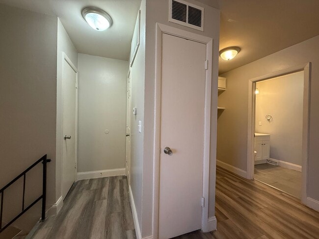 Building Photo - 2459 S St Clair St