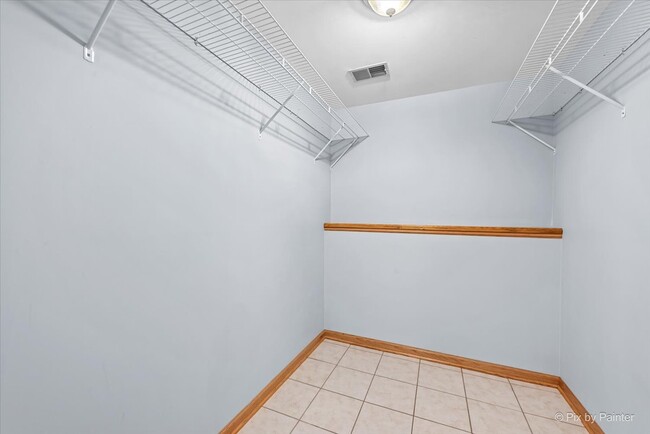 Building Photo - 485 N Airlite St