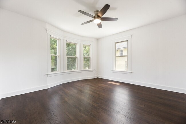 Building Photo - 67 Dunnell Rd