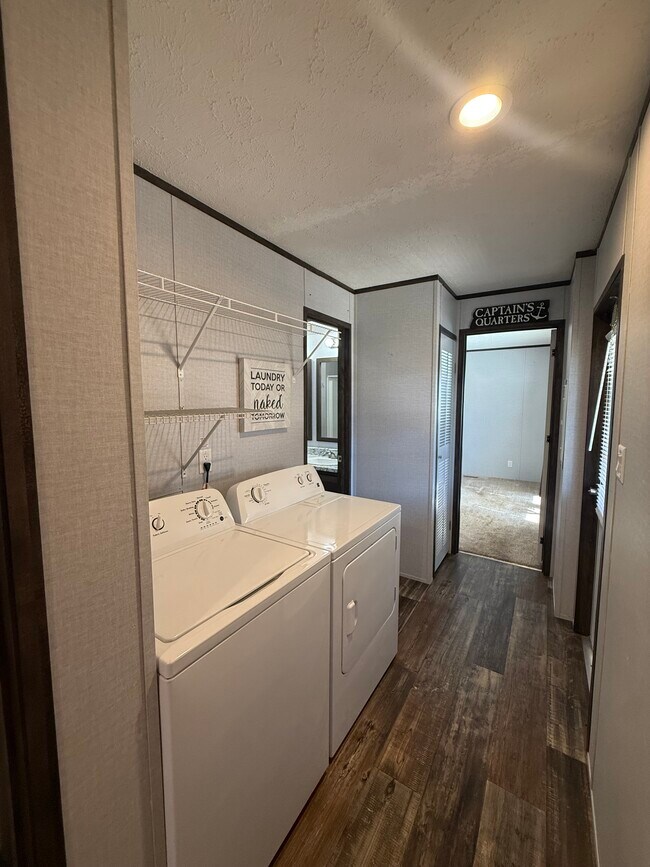 Building Photo - 141 Little River Bend