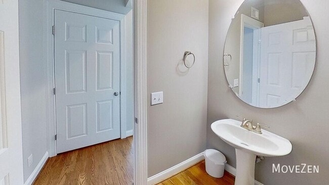 Building Photo - 1706 Raney Ct