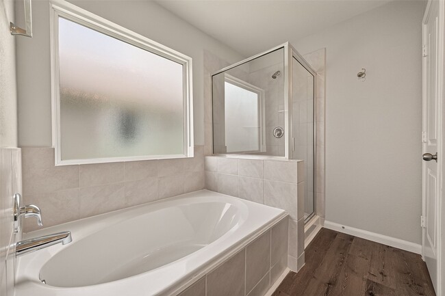 Building Photo - 3302 Alberelli Dr
