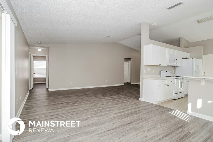 Building Photo - 1510 Oak Hill Trail