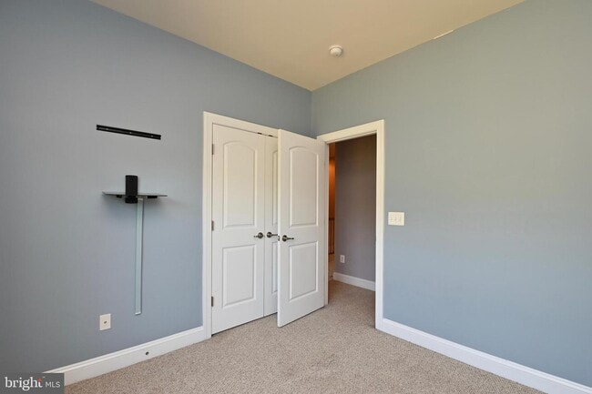 Building Photo - 43316 Old Ryan Rd