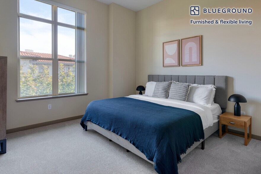 Building Photo - 7011 Sunne Ln