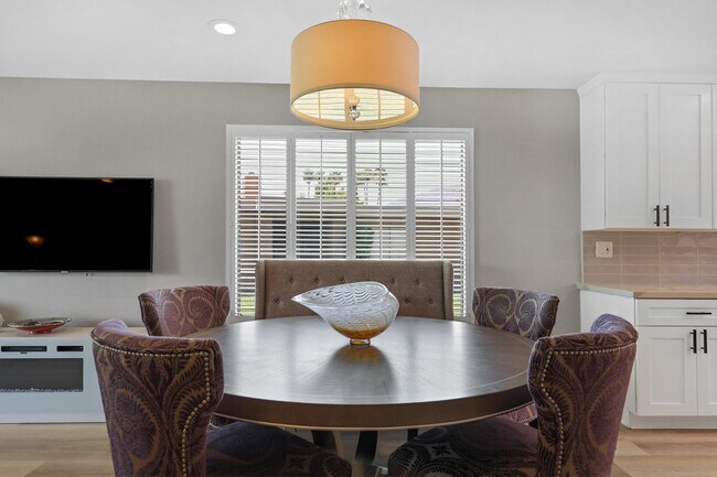 Building Photo - 41 Sunrise Dr