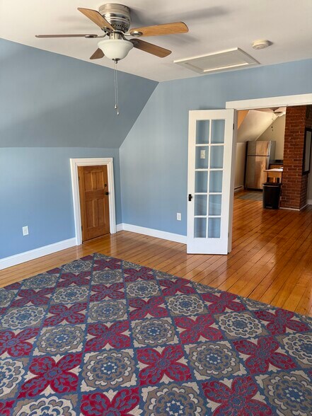 Building Photo - 19 Columbus Ave