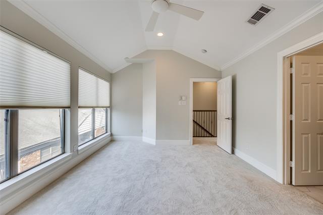 Building Photo - 4717 McKinney Ave