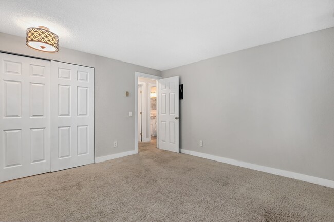 Guest Bedroom - 1800 Grant Ave S