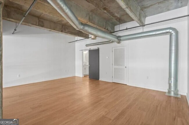 Building Photo - 230 18th St NW