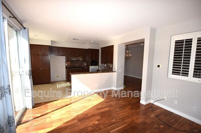 Building Photo - 2881 Silk Oak Ave