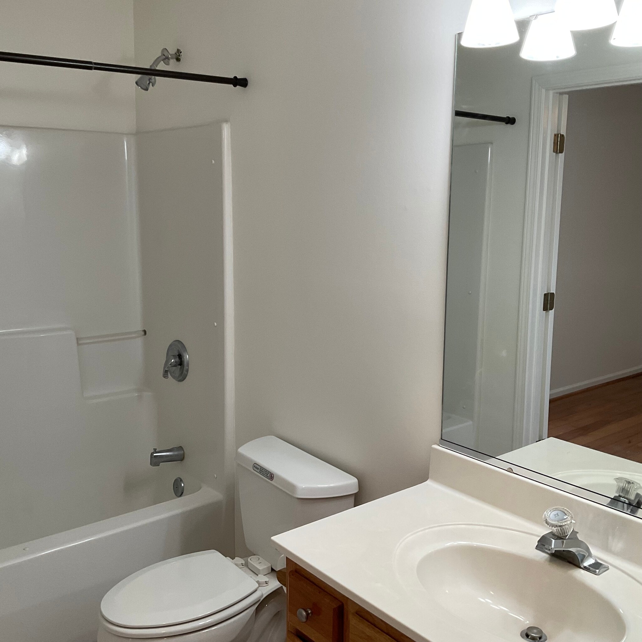 More master bath - 10 Hillsboro Dr