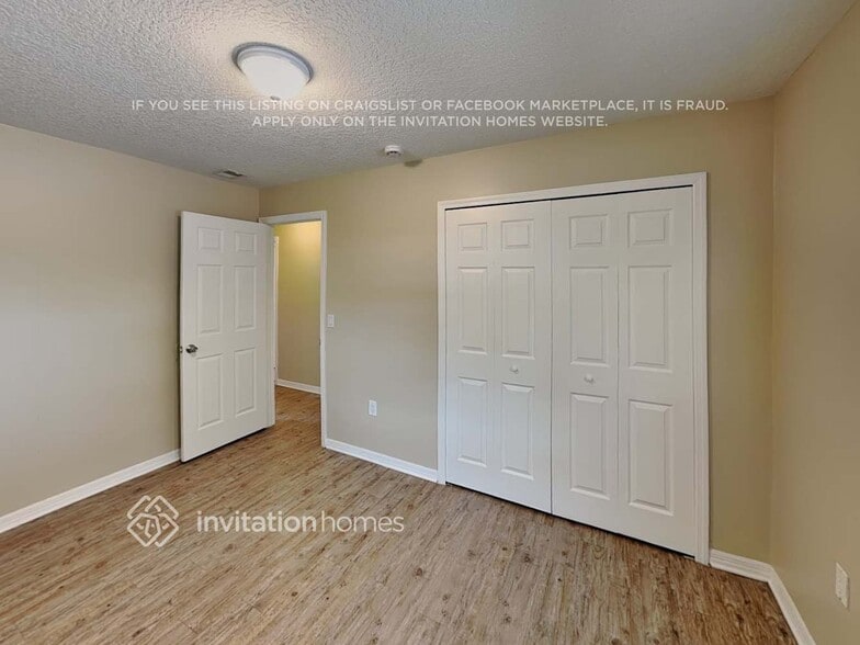 Building Photo - 8140 Caraway Dr