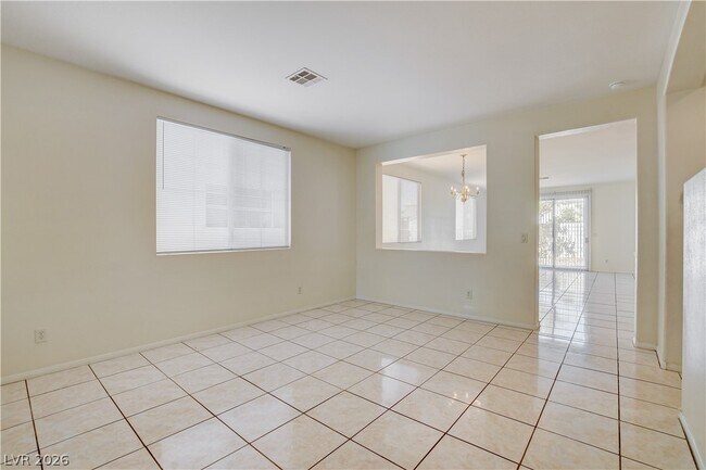 Building Photo - 9890 Ridgehaven Ave