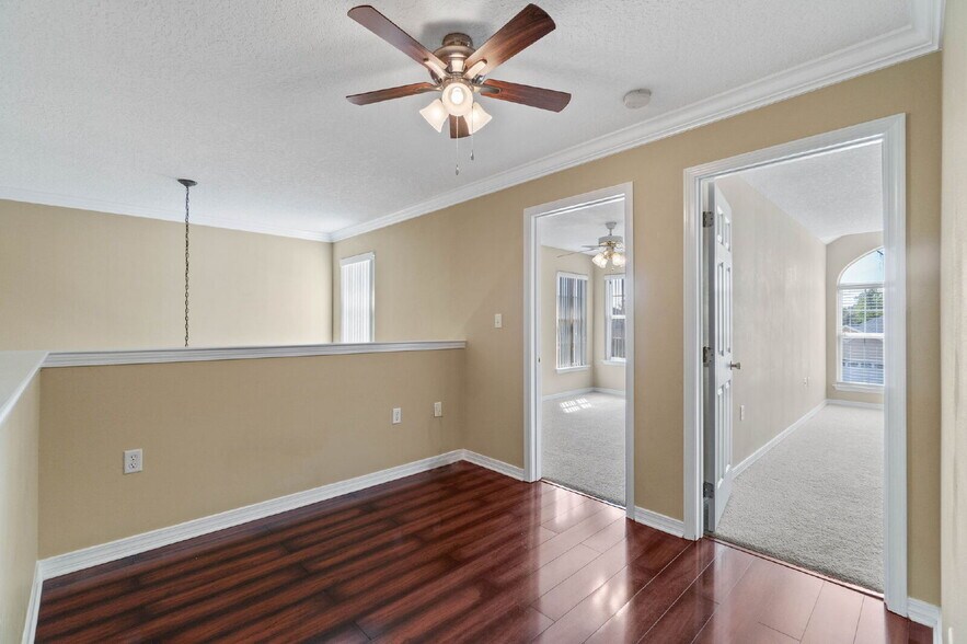 Building Photo - 1946 Kadima Cir