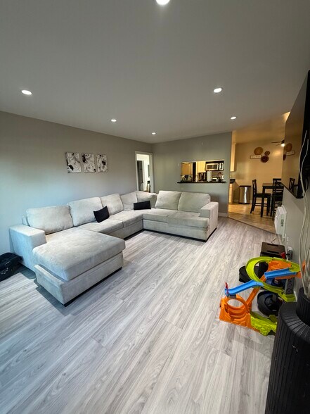 Living Room - 1345 Cabrillo Park Dr