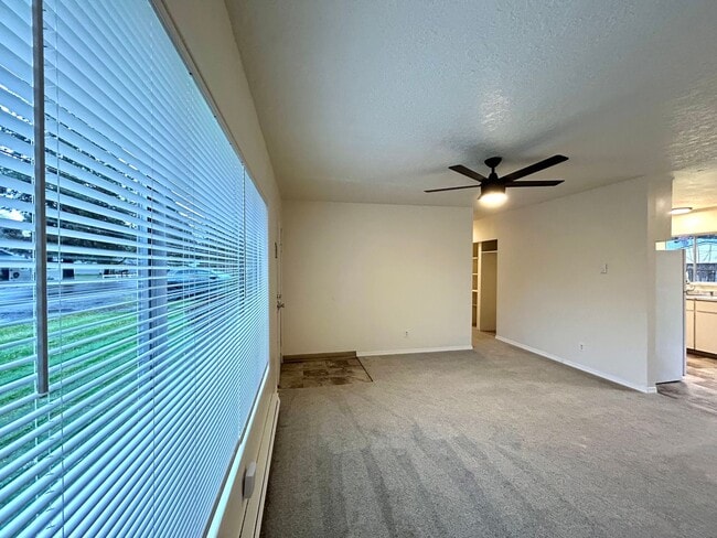 Building Photo - Freshly Updated 3-Bedroom Home with Spacious Backyard and Garage