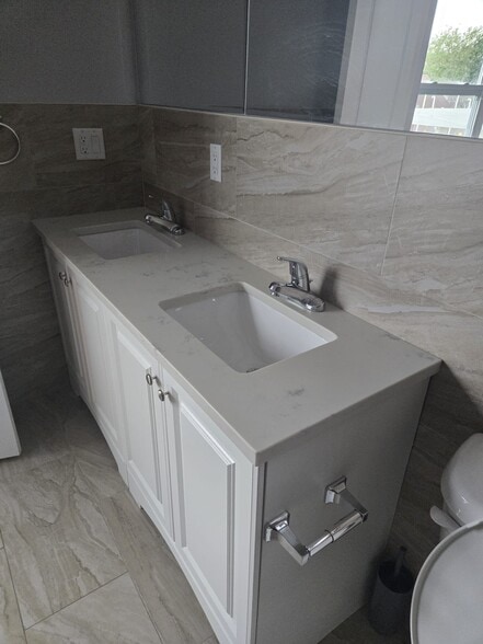 Bathroom - 266 2nd Ave