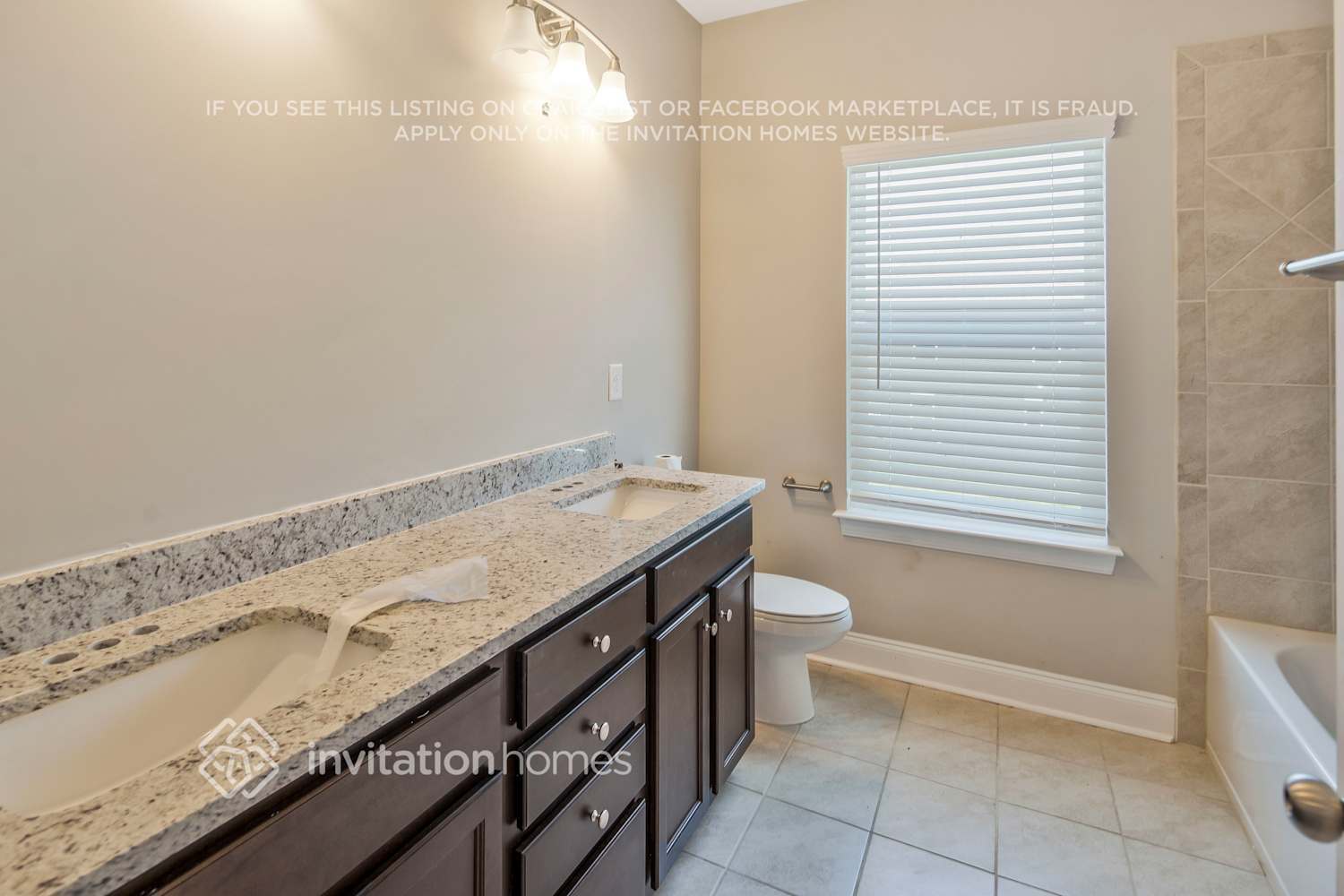 Building Photo - 1400 Thessallian Ln