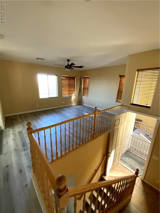 Building Photo - 1182 Enzo Ave