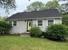 Building Photo - 32 Mayflower Rd
