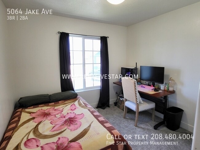 Building Photo - 5064 Jake Ave